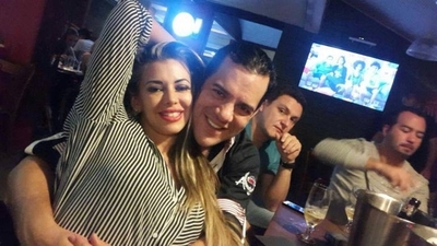 HOY / Nuevo chat de Friedmann revela que pidió  cuenta en dólares para recibir su ganancia