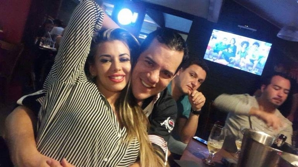 HOY / Nuevo chat de Friedmann revela que pidió cuenta en dólares para recibir su ganancia