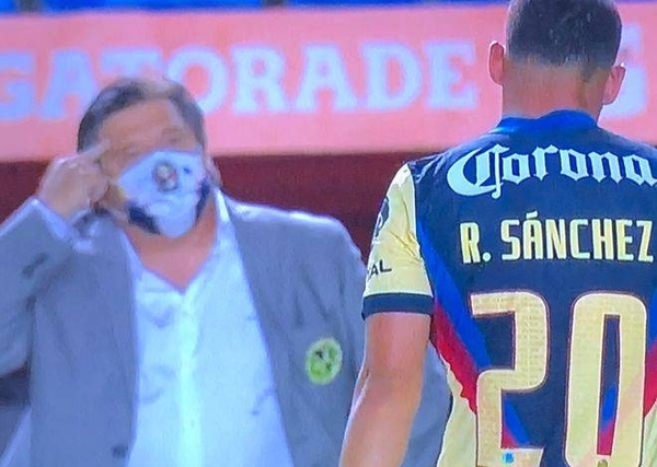 HOY / Richard Sanchez se hizo echar y su entrenador le puso la cruz