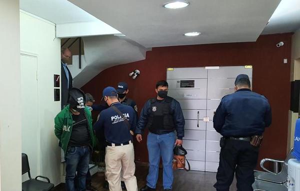 Fiscalía imputa a hombres presuntamente vinculados a banda dedicada al tráfico de drogas