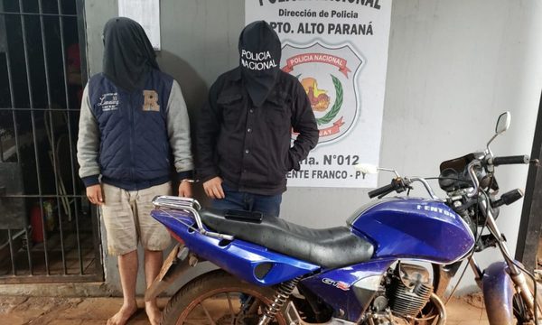Capturan tras persecución a dos bandidosque robaron celular de un local comercial – Diario TNPRESS
