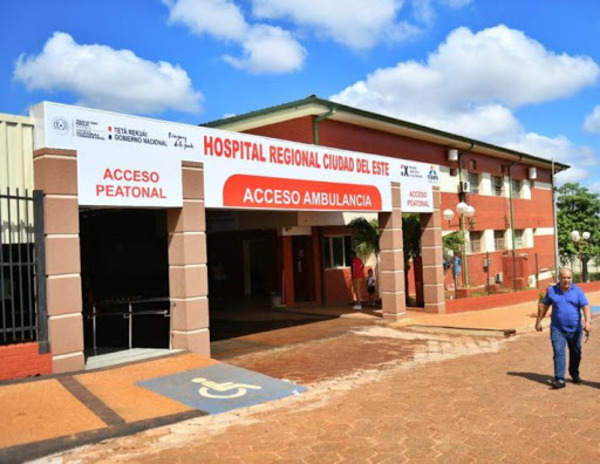Desconocido roba insumos, dinero y hasta un reloj de pared del Hospital Regional de CDE