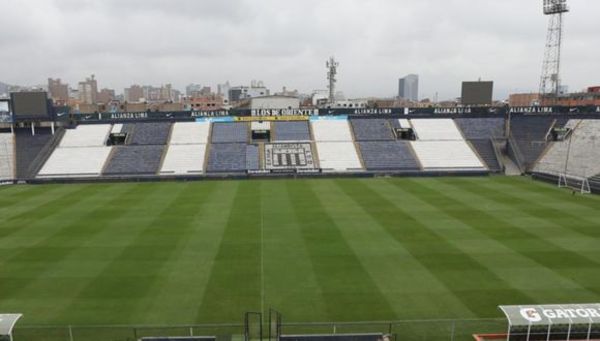 La liga peruana se reanuda tras suspensión por desorden y con casos COVID-19 » Ñanduti
