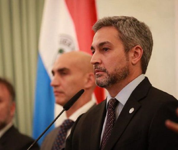 “Alianza con Cartes no es pacto con la mafia”, según Mario Abdo Benítez