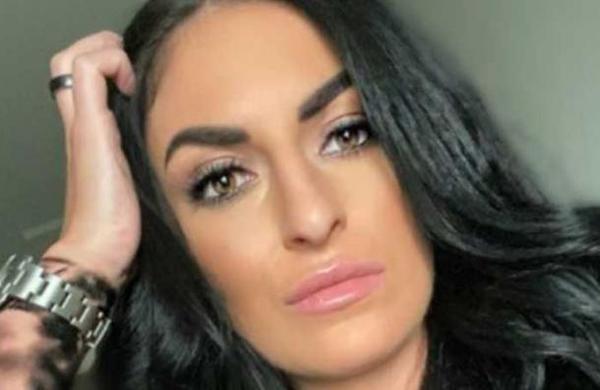Detienen a un acosador que intentó secuestrar a la luchadora de la WWE Sonya Deville - SNT