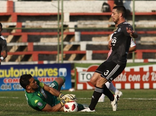 Intenso empate - APF