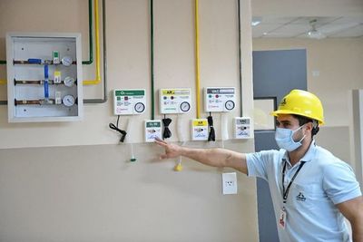 Hernandarias: Concluye ampliación de hospital, pero faltan equipamientos - ABC en el Este - ABC Color