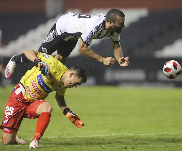 El Guma no se rinde y vuelve al gran ruido | Crónica