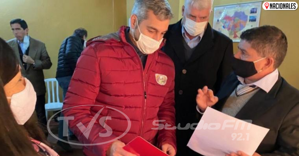 Califica al gobierno de Abdo como marketinero y sin planificación