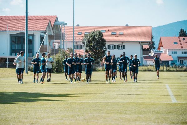 La Ligue 1 suspendió el partido inaugural de la temporada por coronavirus - Fútbol - ABC Color