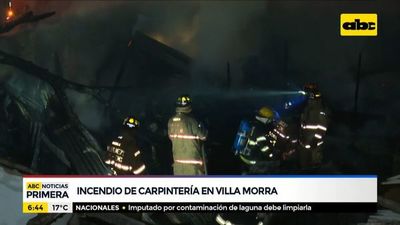 Una carpintería se incendió en Villa Morra - ABC Noticias - ABC Color
