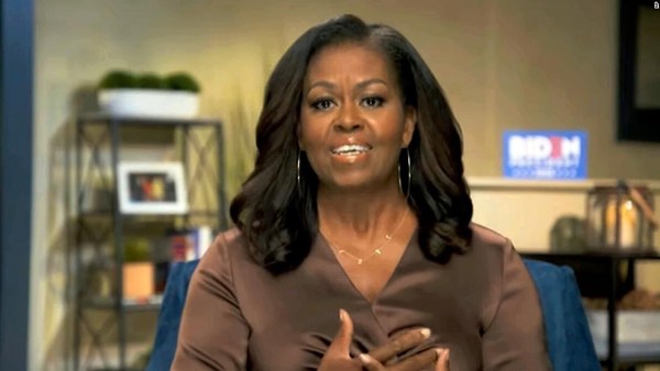 "Es el presidente equivocado para nuestro país": el poderoso discurso contra Trump de Michelle Obama