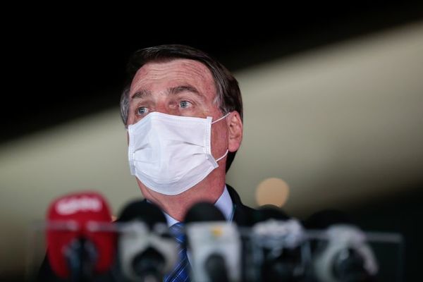 Bolsonaro inaugura centro de radares antidrogas cercano a Bolivia y Paraguay - Mundo - ABC Color