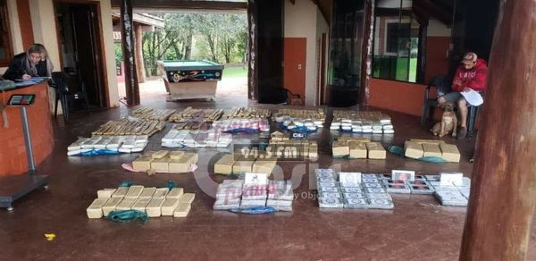 310 kilos de cocaína además de marihuana fue incautado en Cerro Coraí
