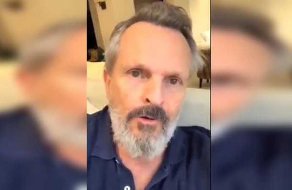 Miguel Bosé convocó a una manifestación contra las mascarillas... pero no asistió - C9N