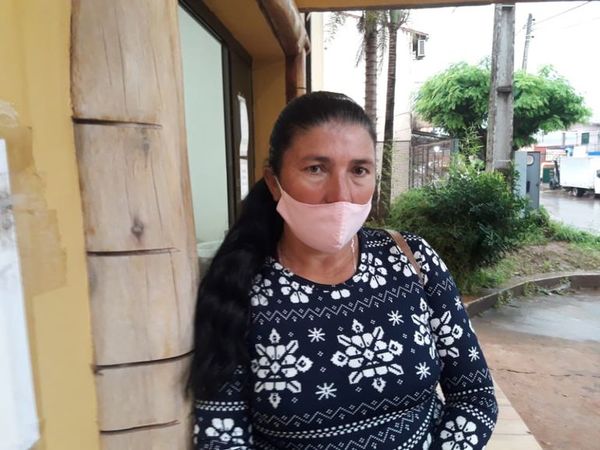 Mujer mendiga justicia desde hace 3 años, tras el asesinato de su hijo - Nacionales - ABC Color