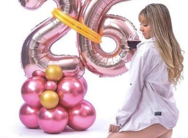 Un regalo hot por sus 26 | Crónica