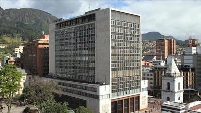 Tasas de swap a largo plazo de Colombia suben ante riesgo fiscal