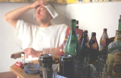 Al fin encuentran cura loperro para ¡la resaca! | Crónica