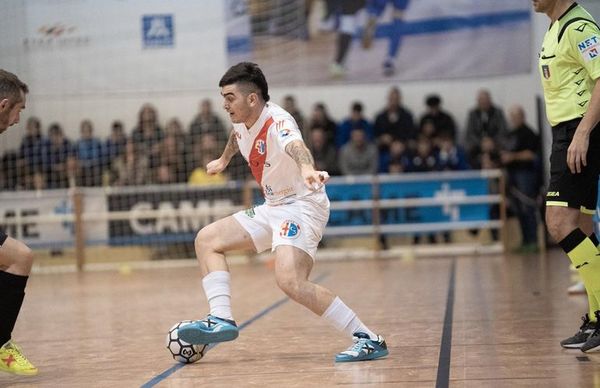 Vander, al Roma Calcio 5 en la A2 - Fútbol - ABC Color