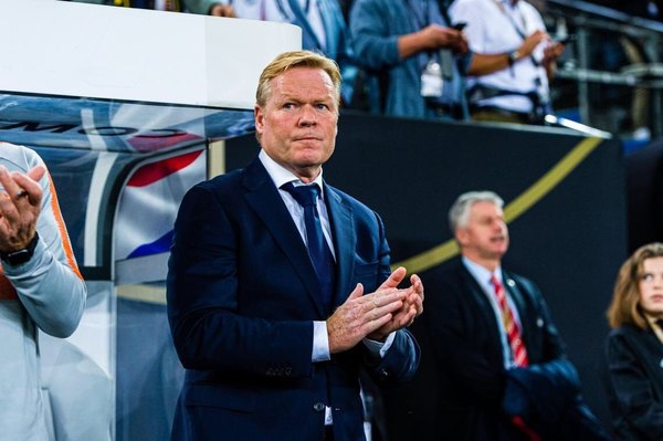 Barcelona presentó a Koeman como su entrenador hasta 2022