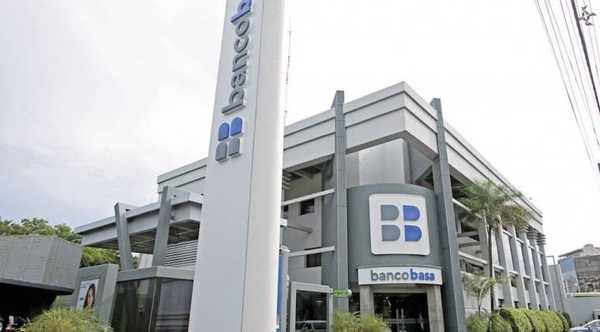 HOY / Exportación de reales: “Banco Basa no es el único que opera con estos bancos brasileños”