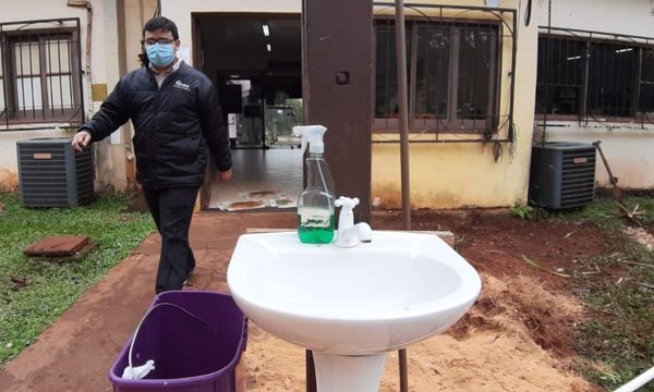 No hay papel ni alcohol en gel en la Municipalidad de Ciudad del Este