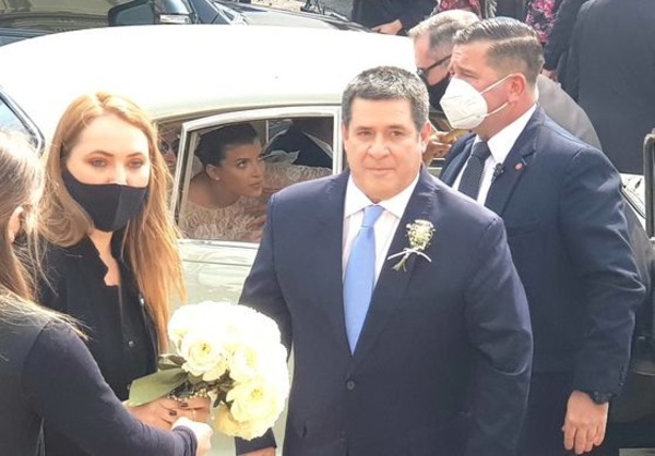Boda de Sol Cartes no se inspeccionó por falta de denuncia, dice fiscal