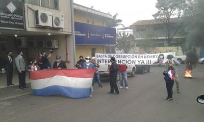 Sigue movilización contra intendente de Ñemby - Nacionales - ABC Color