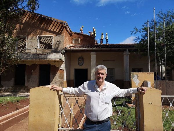 Parlamentarios salvan de intervención a Municipalidad de PJC