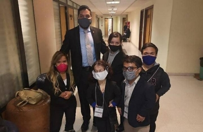 HOY / Diputados aprueban proyecto que busca visibilizar realidad de las personas de talla baja