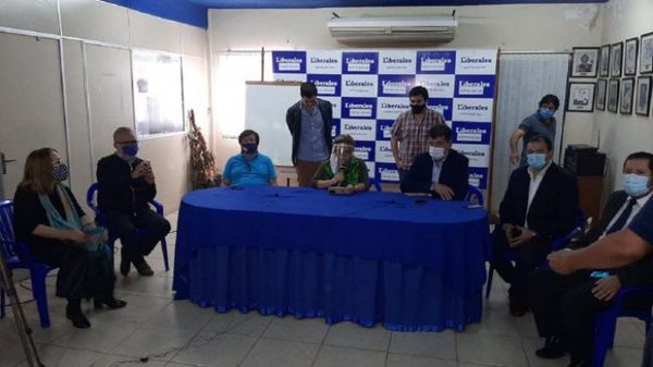 Partidos de oposición repudian imputación contra jóvenes liberales