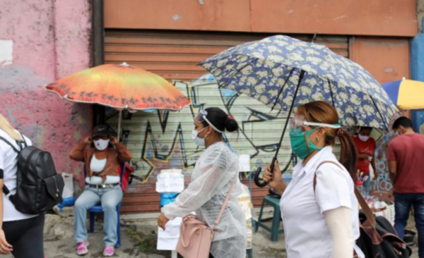 HOY / Amnistia denuncia a Maduro de reprimir a médicos