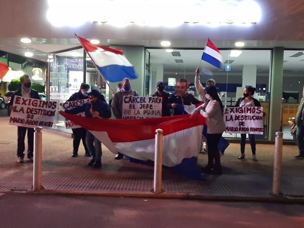 Basilisa Vázquez: “Efraín hizo ayer un gran papelón” - ADN Paraguayo