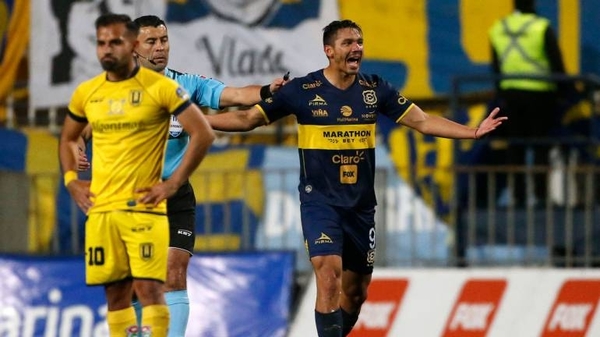 HOY / La liga chilena regresa el 29 de agosto tras cinco meses de espera