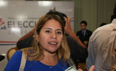 HOY / Basilisa Vázquez, dirigente liberal, sobre el papelón de Efraín Alegre
