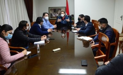Comuna acuerda trabajar con universidades en la prevención del covid