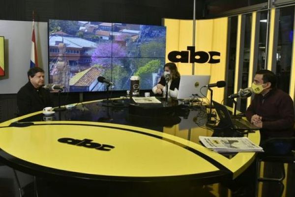 Euclides califica de “negligente” a la Fiscalía por no intervenir en boda de Sol Cartes