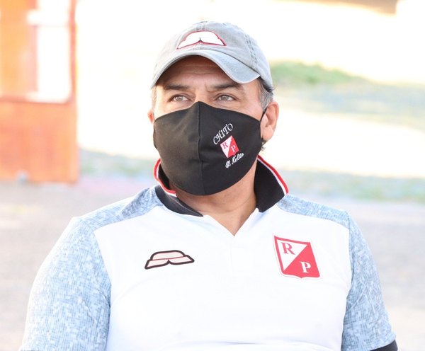 'Chito' Ayala cumple 50 años y en Argentina lo celebran con un épico gol suyo