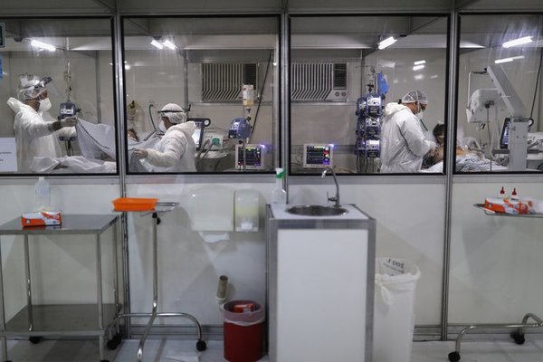 Por primera vez desde abril, disminuyó la tasa de transmisión de coronavirus en Brasil » Ñanduti