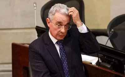 Imprevisto debate ideológico en el Senado por figura del colombiano Álvaro Uribe - ADN Paraguayo