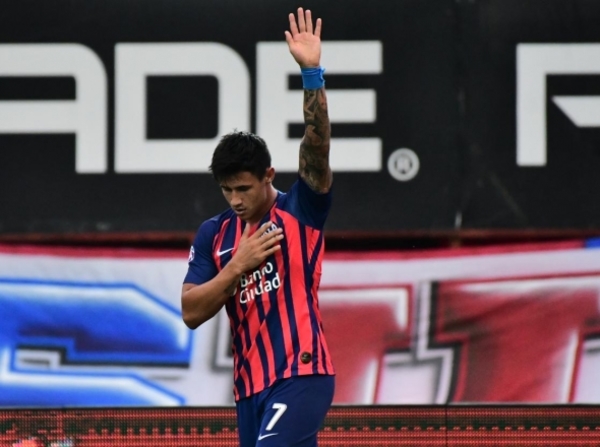 Adam Bareiro está para firmar por el Alanyaspor turco