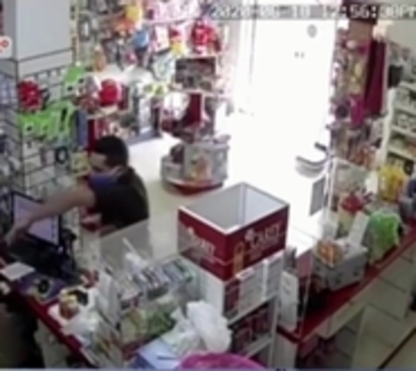 Atracan a una farmacia en Ñemby - Paraguay.com