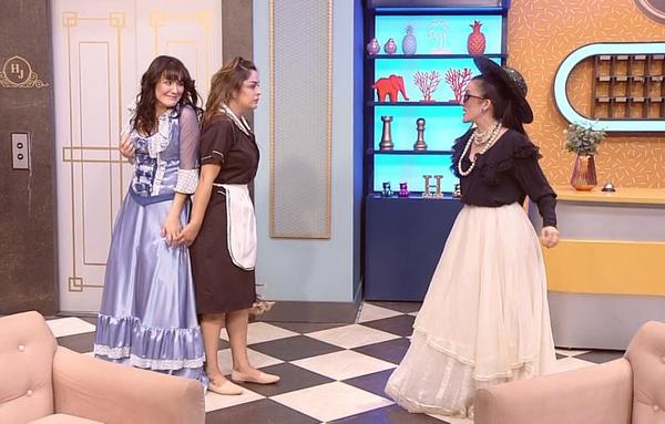 Lari cuenta de que trata "Pasión de Pitogüe", el capítulo de hoy de Hotel jaja