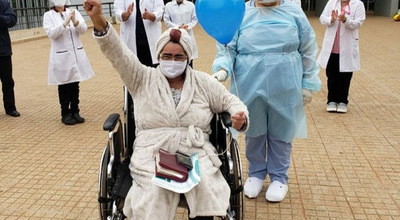 Primera paciente tratada con plasma recibe alta médica, tras superar el COVID