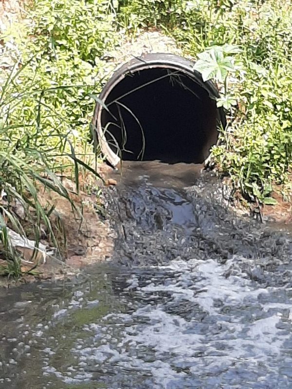 Señalan que planta de tratamiento vierte agua no tratada al arroyo San Lorenzo » San Lorenzo PY