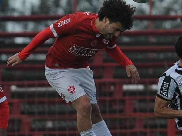 Rentistas lidera, Peñarol hace agua y Borges se viste de héroe