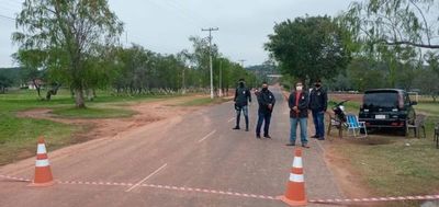 Controlan ingreso de personas en lugares públicos en Santaní - Nacionales - ABC Color