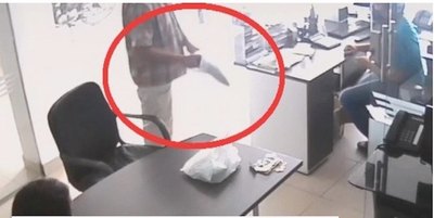 Le falló la ¡banana! en intento de asalto ndaje | Crónica