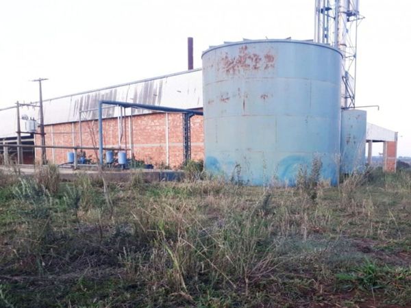 Una fábrica que costó G. 6.700 millones se encuentra abandonada